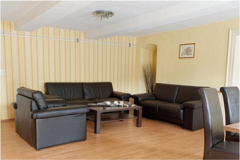 Gaststube Zum Amtskrug Hostal Salzgitter Exterior foto